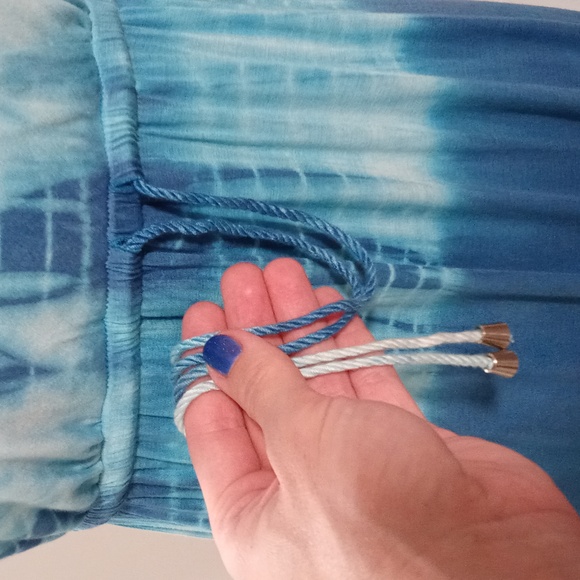 🆕️ 🌊Boston Proper🌊 - Blue Tie Dye Capri Maxi Dress - Picture 10 of 15
